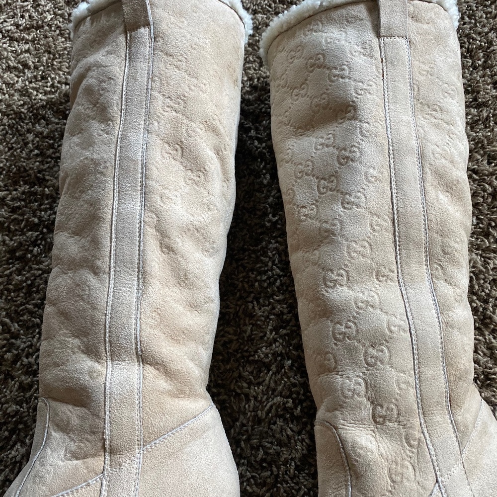 Gucci Guccisima Shearling Boots - Picture 5 of 12